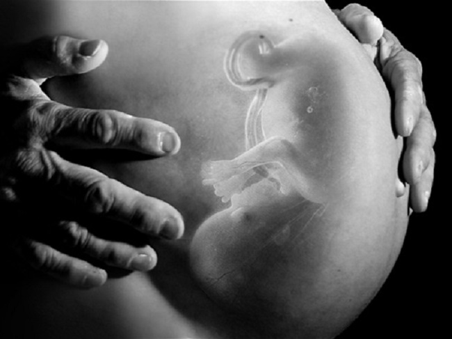 Tìm hiểu thai chậm phát triển trong tử cung 